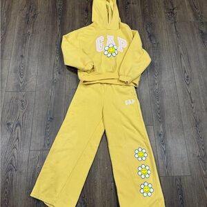 GAP Sunny Yellow Hoodie and Pants with Floral Accents